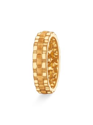 Attractive Mens Gold Ring