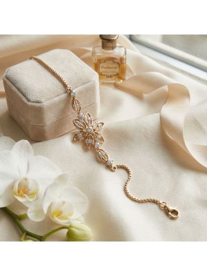 Trendy Lotus Clusture Diamond Bracelet