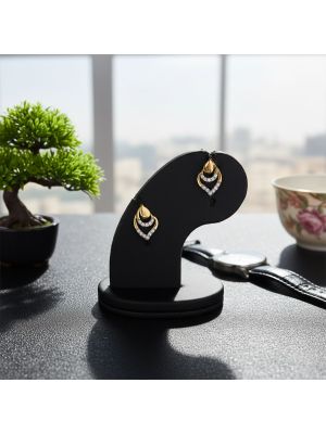 Conch Artistic Gold Diamond Stud