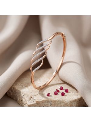 Radiant Wing Pattern Rose Diamond Gadi