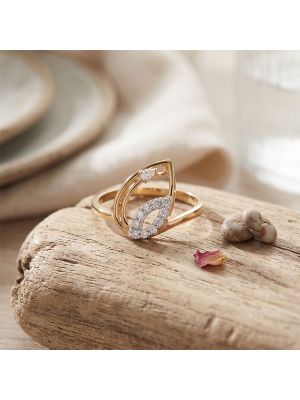 Modern Leaf Contour Diamond Ring