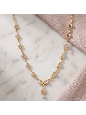 Curve Leaf Diamond Gold Necklace