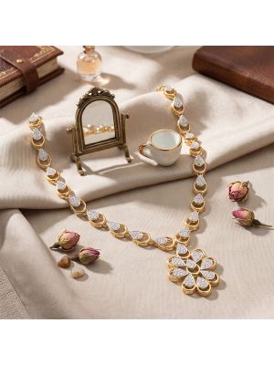 Teardrop Loop Floral Diamond Gold Necklace