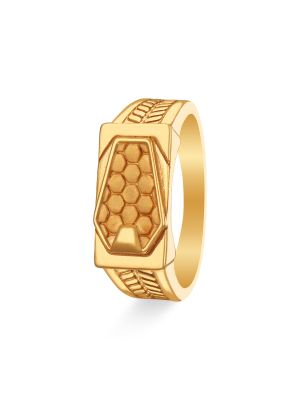 Attractive Mens Gold Ring
