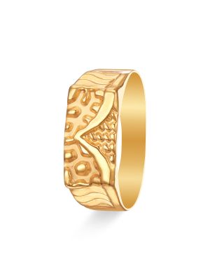Men's Gold Signet Rings with Decorated Shoulders