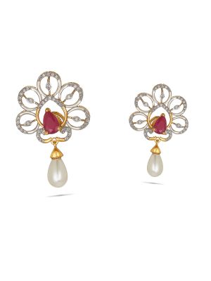 Enticing Trendy Diamond Earring