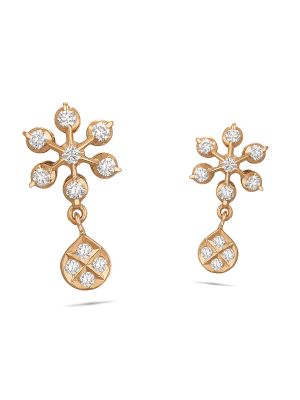 Enticing Trendy Diamond Earring