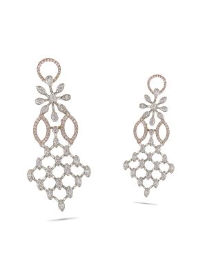 Impressive Flower Design Diamond Earring