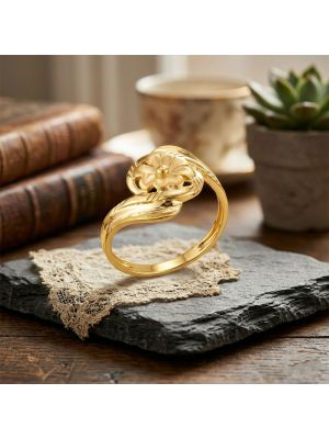 Petal Sculpture Ladies Casting Golden Ring