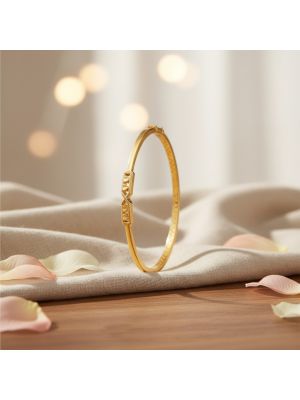 Trendy Gold Embossed Motif Gadi