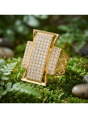 Lattice Panel Gold Shield Ring