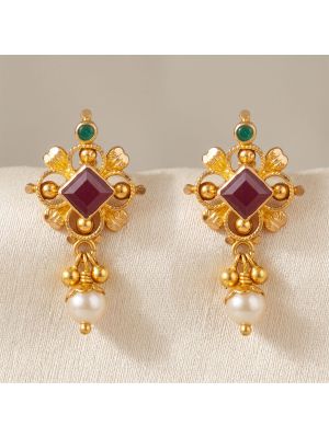 Classic Pearl Drop Gold Earrings