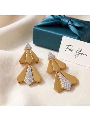 Modern Arrow Pattern Gold Earrings