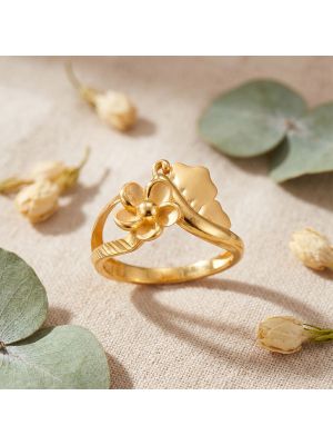 Elegant Flower Casting Gold Ladies Ring