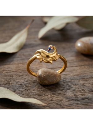 Royal Avian Casting Gold Ring