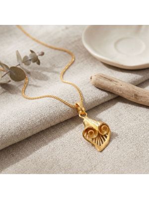 Elegance Stylized Scroll Gold Dollar