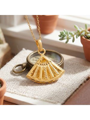 Trendy Fan Motif Gold Dollar