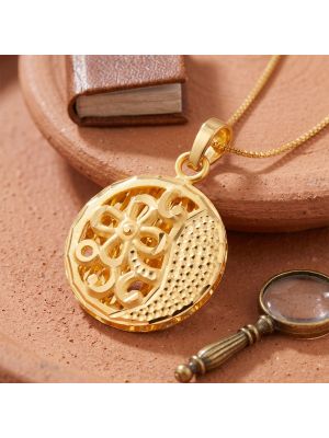 Circular Petal Layered Gold Dollar