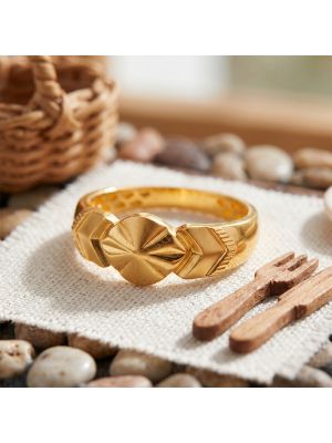 Gents Floral Shield Gold Casting Ring