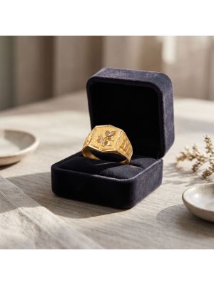 Leaf Signet Gold Ring