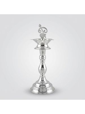 Ornate Stem and Decorative Silver Vilaku 