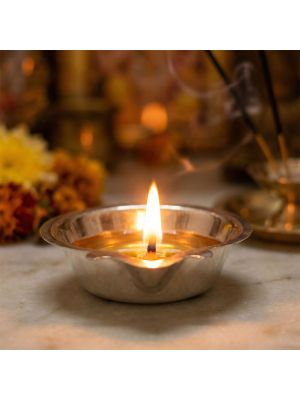 Slender Polished Silver Vilaku