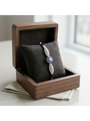 Sparkling Silver Sapphire Stone Gadi