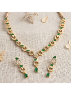 Silver Casting Emerald Teardrop Necklace Set