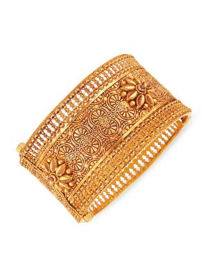 Royal Elegant Bangle-hover