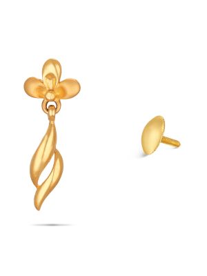 Enticing Leaf Earring-hover