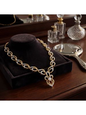 Artistic Floral Diamond Gold Necklace-hover