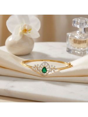 Emerald Floral Motif Diamond Gadi-hover