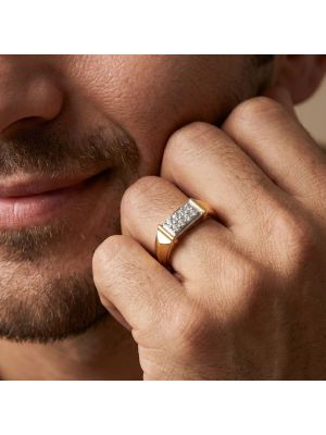 Bold Grid Diamond Gold Ring -hover