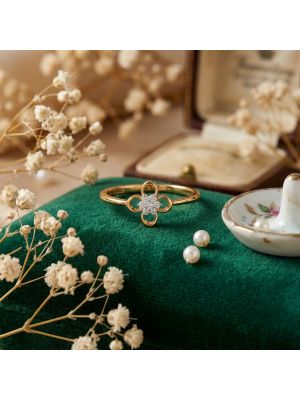 Floral Cluster Diamond Gold Ring-hover