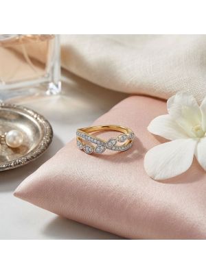 Elegant Split Band Diamond Ring-hover