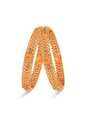 Traditional Gold Bangle-hover