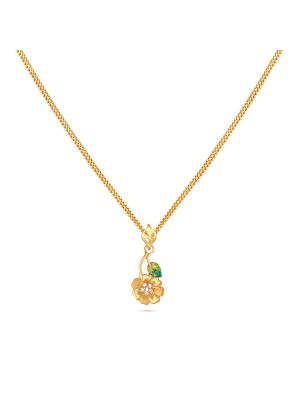 Exquisite Floral Pendant-hover