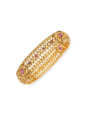 Exquisite Traditional Gold Bangle-hover