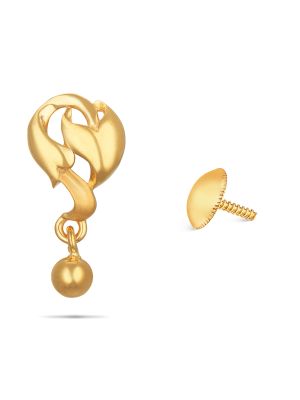 Elegant Gold Leaf Earring-hover