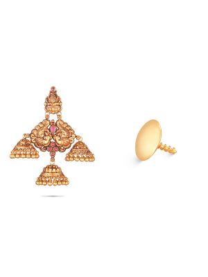 Enticing Gold Drop Earring-hover