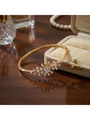 Trendy Floral Diamond Gadi-hover