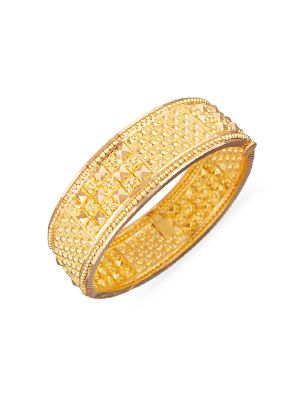 Kerala Pyramid Broad Bangle-hover