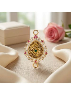 Traditional Chakara Mugapu Pendant-hover