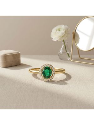 Classic Emerald Gold Band Ring -hover