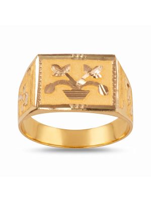 Regal Floral Motif Gold Ring-hover