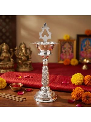 Traditional Auspicous Nagas Vilaku-hover