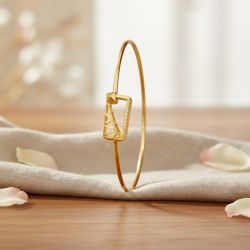 Trendy Gold Pyramid Casting Gadi