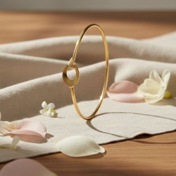 Trendy Gold Pyramid Casting Gadi