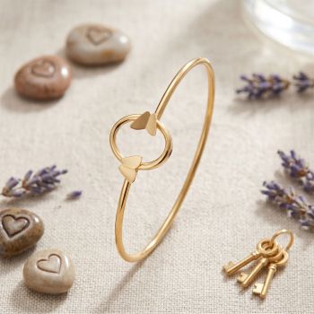 Butterfly Casting Ladies Gold Gadi