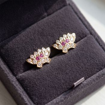 Lotus Fan Stones Gold Stud Earrings